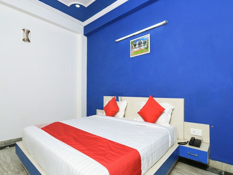 Hotel Oyo 16687 Namdeep