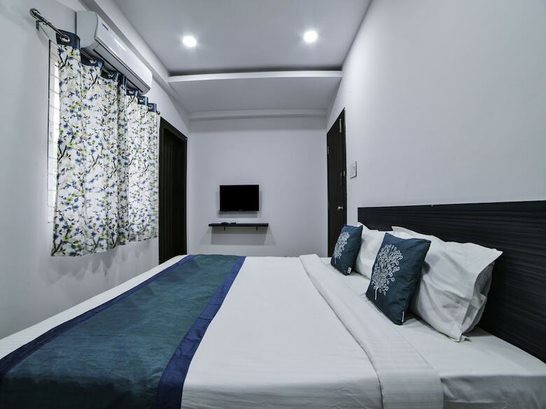 Hotel Oyo 16432 Sri Rama Inn