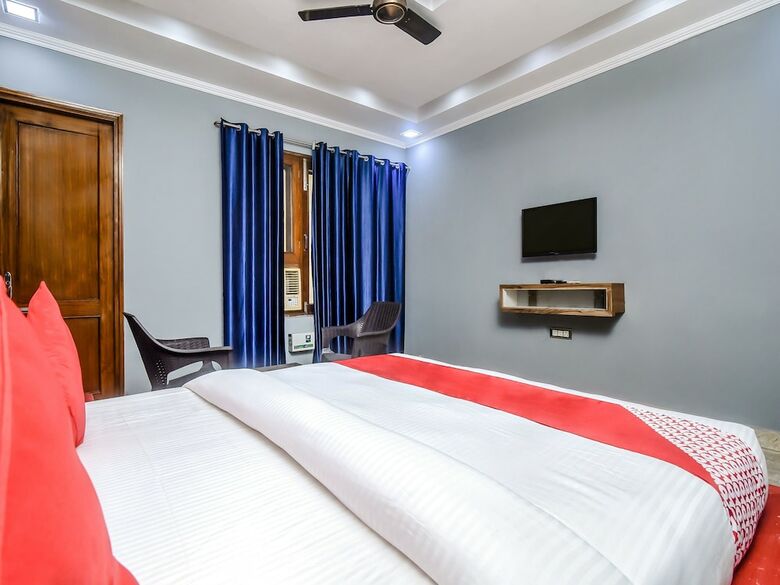 Hotel Oyo 18254 Glorious Stayz