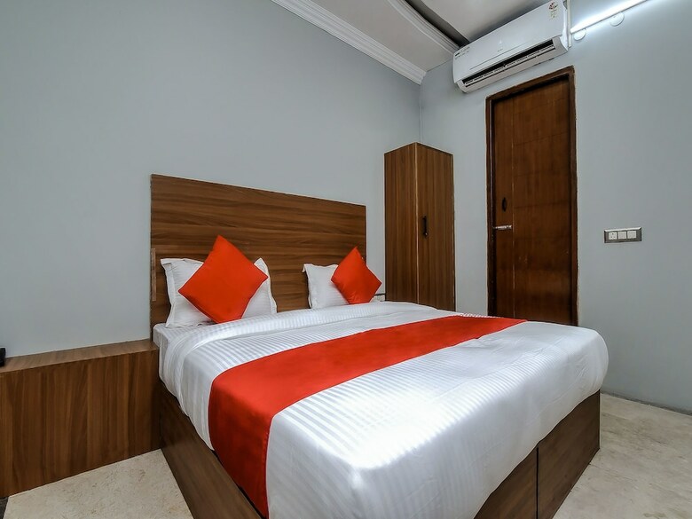 Hotel Oyo 18254 Glorious Stayz
