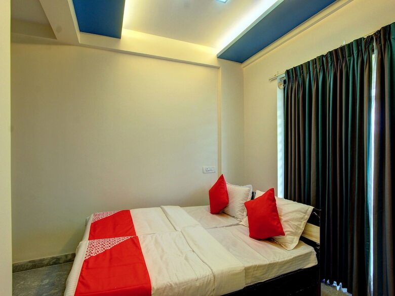 Hotel Oyo 17116 Lng Hospitality
