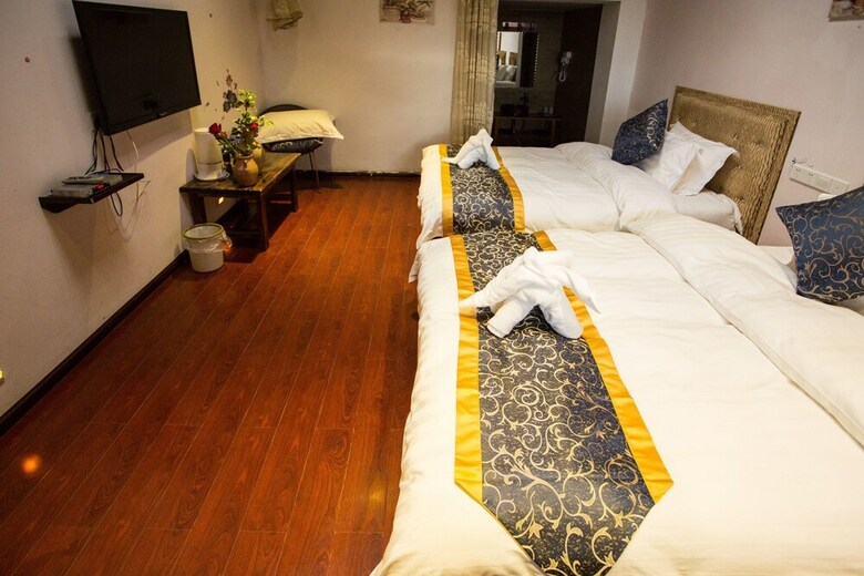 Posada Travel Around The World Inn