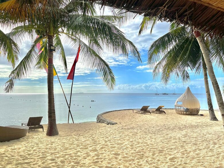 Hotel Coco Grove Beach Resort