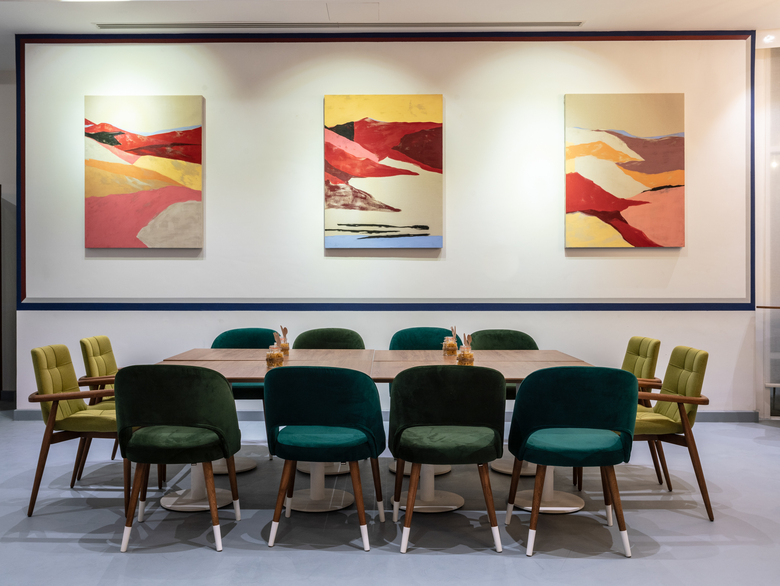 Leva Hotel And Suites, Mazaya Centre