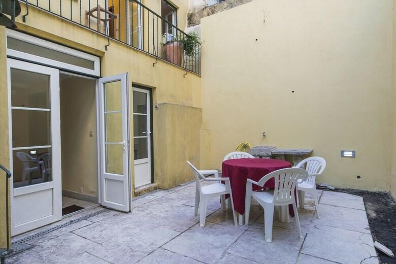 Apartamentos Lapa Terrace And Garage