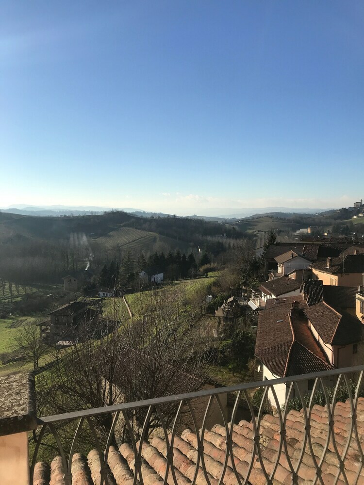 Bed & Breakfast Casa Dei Leoni Carpeneto