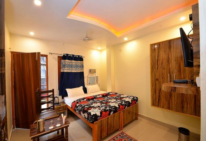 Hotel Walkin Shiva P Guest House