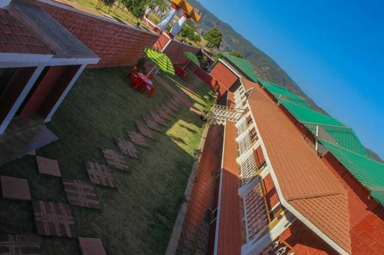 Hotel Rockford Resort