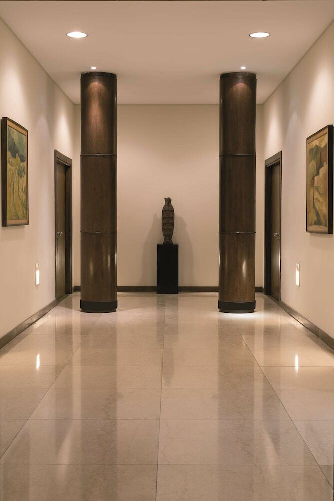 Hotel NH Mendoza Cordillera