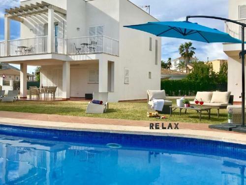 Beach House Playa de Muro I