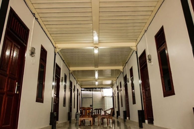 Hostal Oyo 189 AA Residence Syariah