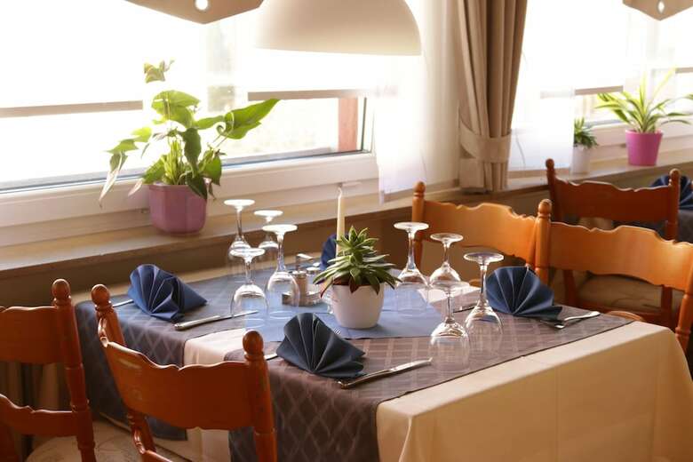Hotel-ristorante �tna