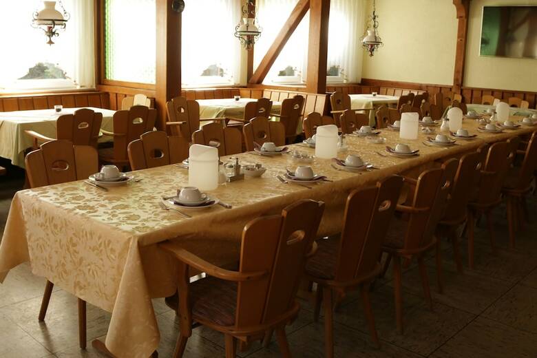 Hotel-ristorante �tna