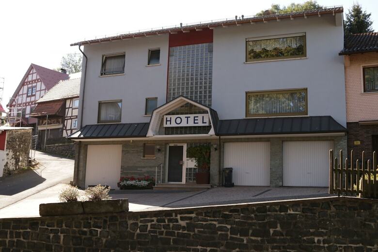 Hotel-ristorante �tna