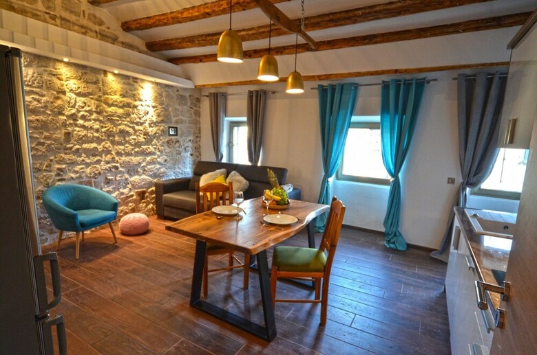 Noanna Apartment