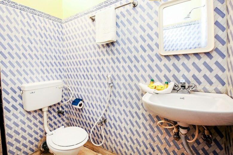 Fabhotel Astoria House Salt Lake
