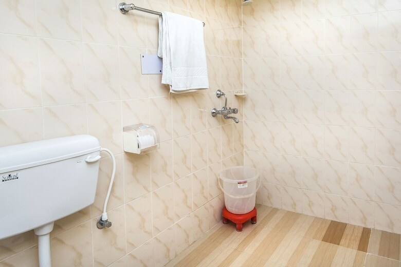Fabhotel Astoria House Salt Lake