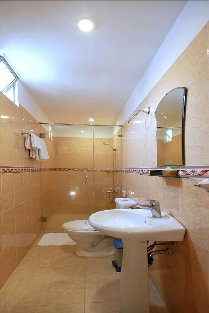 Lucky Star Hotel