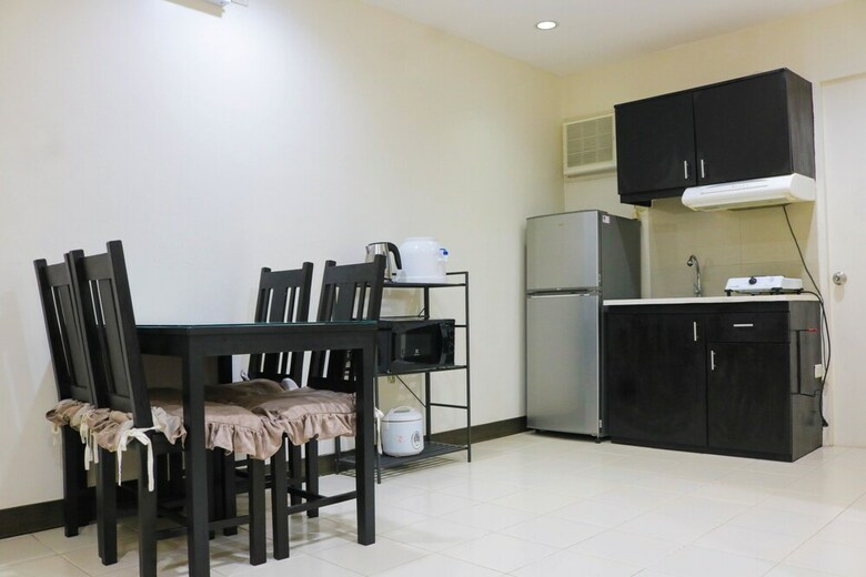 Hotel Reddoorz Plus @ Mabolo Cebu