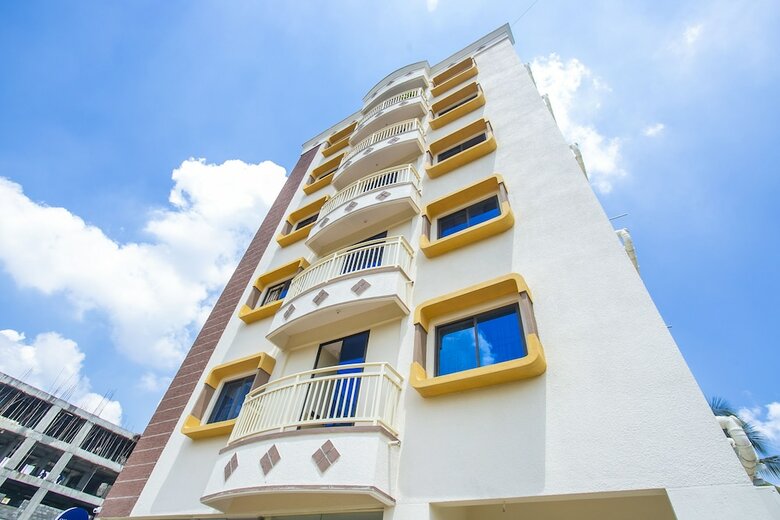 Hotel Oyo 20026 Silverkey Rr Nagar