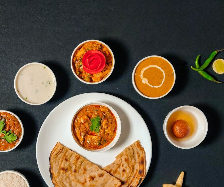 Hotel Oyo 20026 Silverkey Rr Nagar