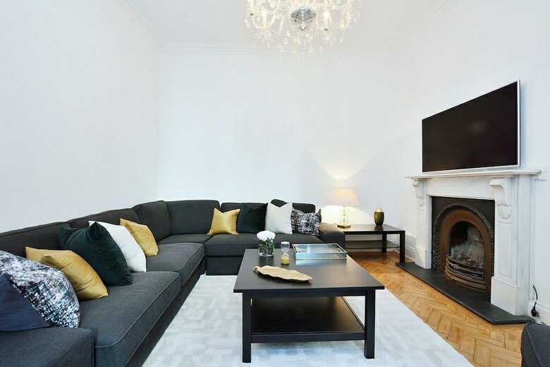 Rutland Gardens Apartment