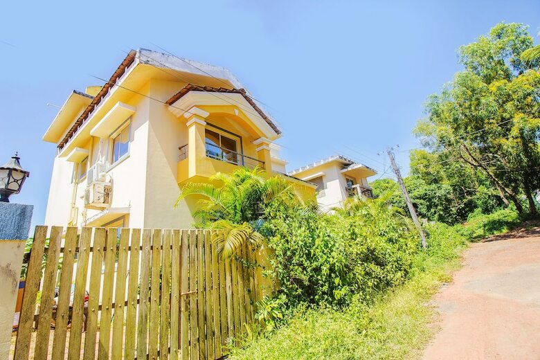 Apartamentos Oyo 18655 Home Spacious 3bhk Villa Assagaon