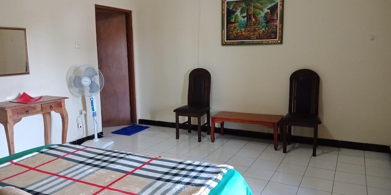 Hotel Rori Homestay