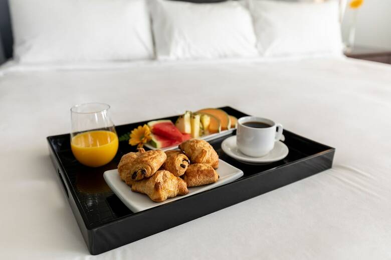 Imperia Hotel & Suites Boucherville