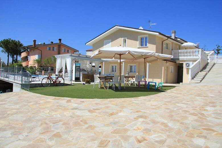Apartamento Anthos Casa Vacanze