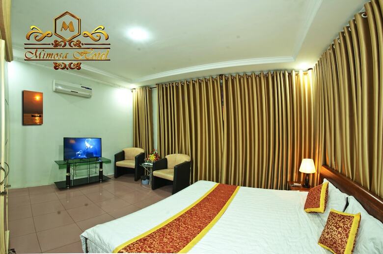 Mimosa Hotel