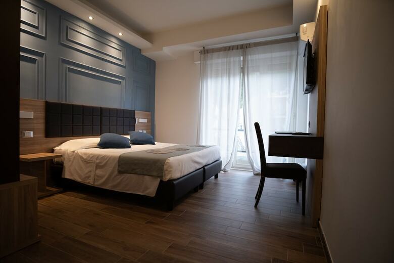 Boutique Stop And Sea Guesthouse