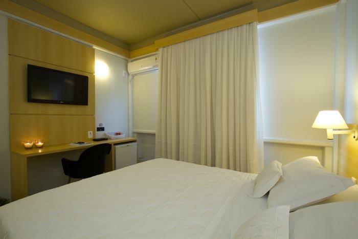 Hotel Le Canard Joinville