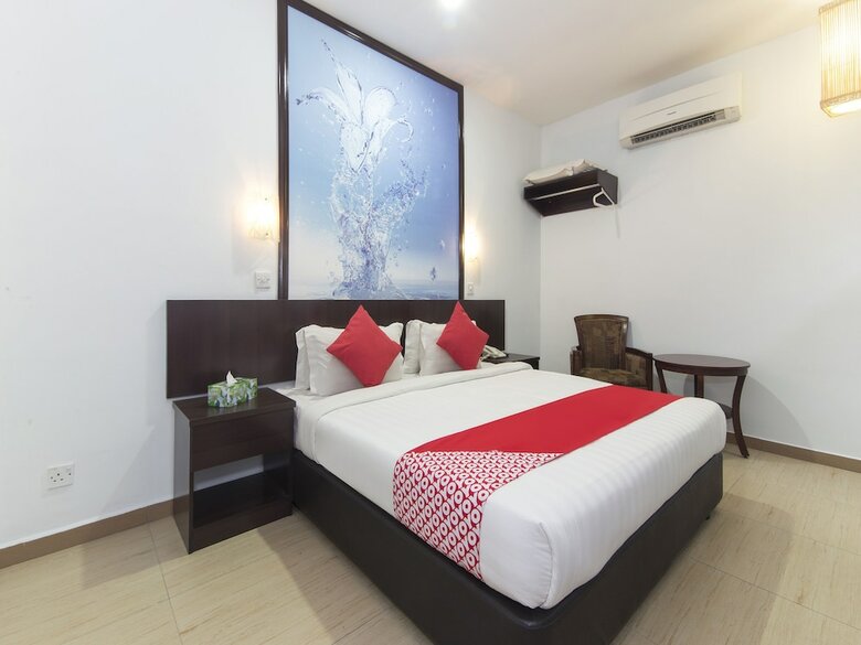 Oyo 498 D&f Boutique Hotel Senawang