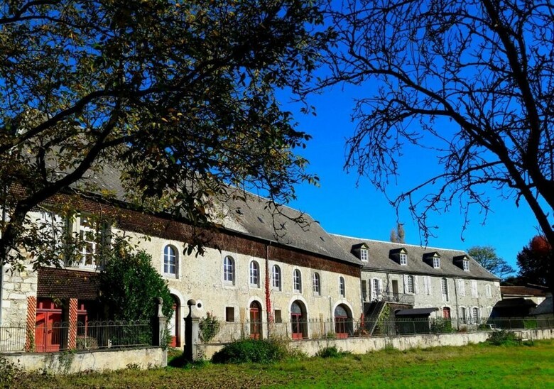 Domaine Lou Castet B&B