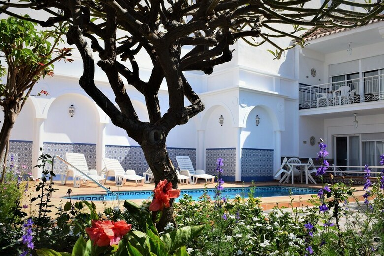 Apartamentos El Jardin