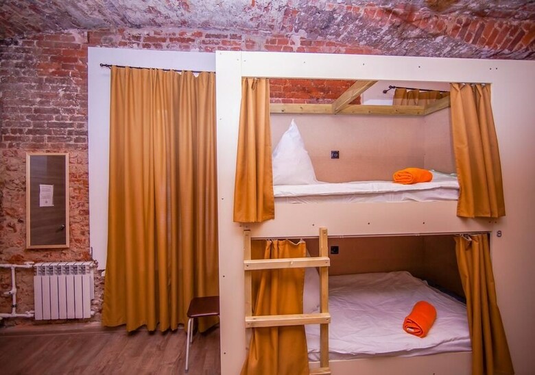 Hostal Proloft Hotel & Hostel