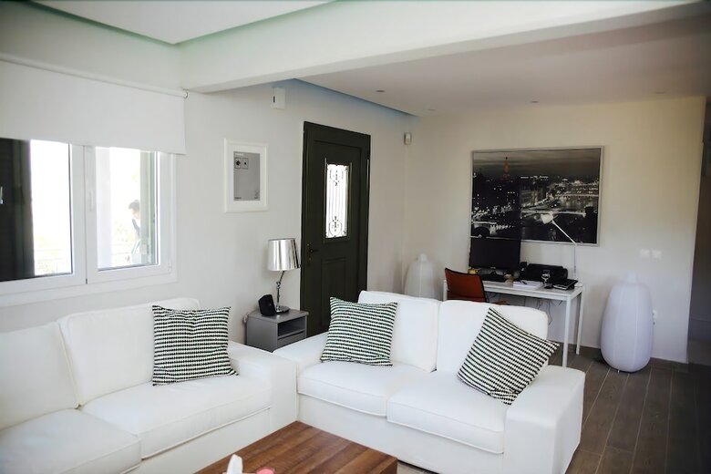 Hiend Beach Villa