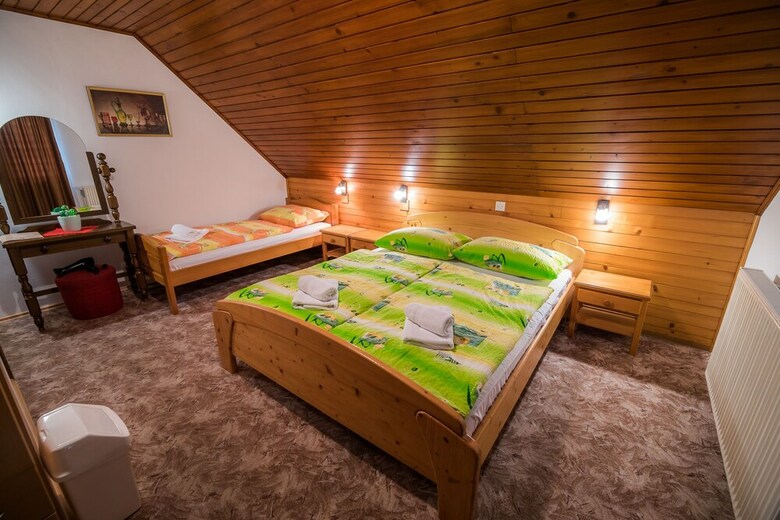 Hotel Guesthouse Resje