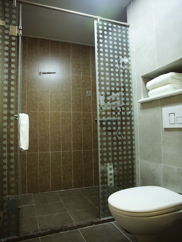 Ibis Haikou Injoy Plaza Hotel