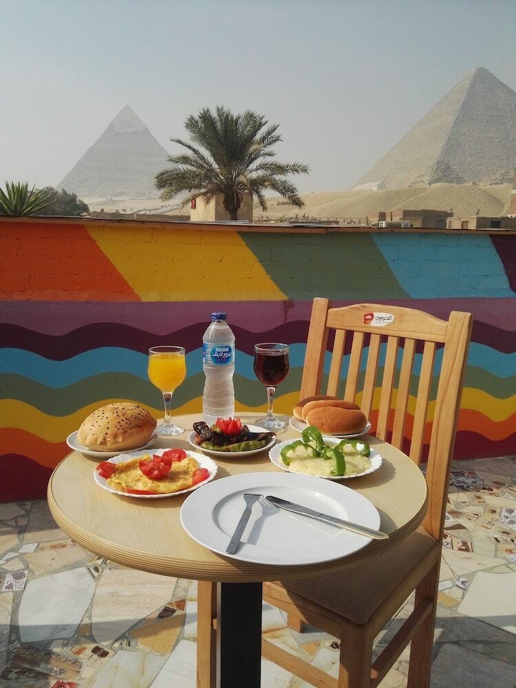 Hotel Atlantis Pyramids Inn