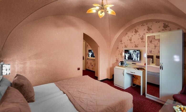 Baku City Hotel