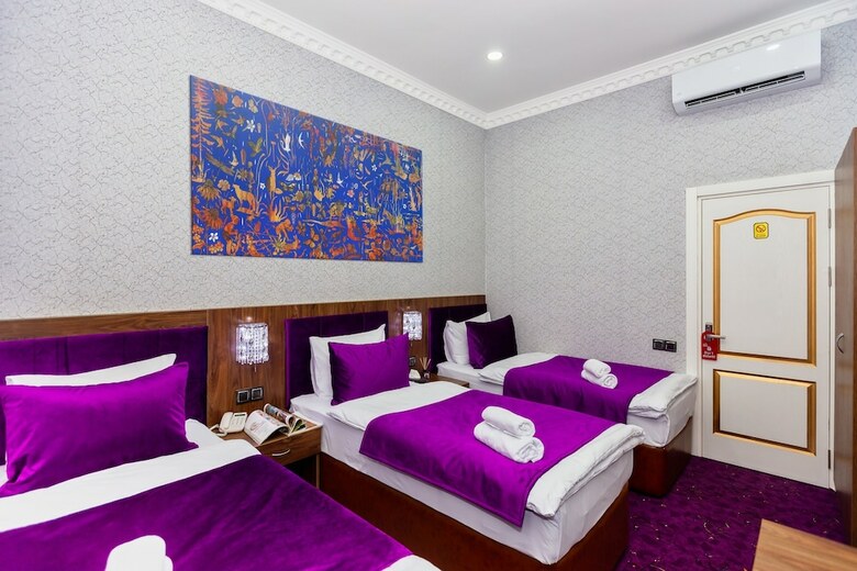 Baku City Hotel