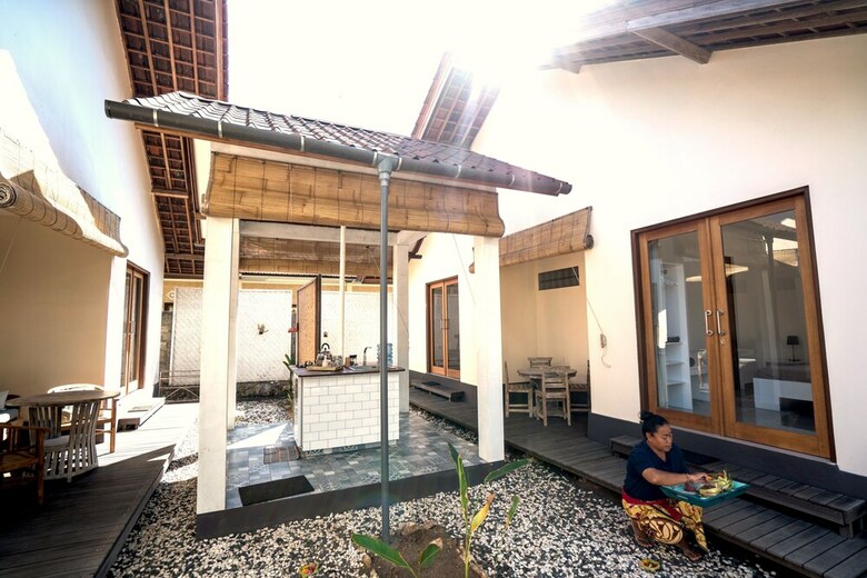 Bed & Breakfast Living Room Lembongan