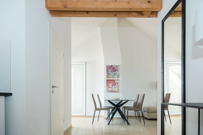 Apartamentos Zurich Furnished Homes