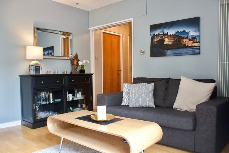Royal Mile 2 Bedroom Apartment
