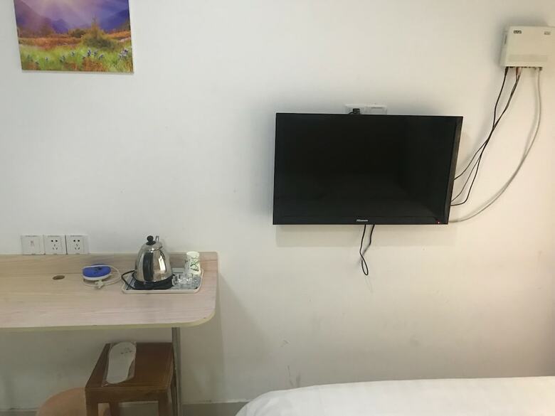 Hotel Huifeng Inn