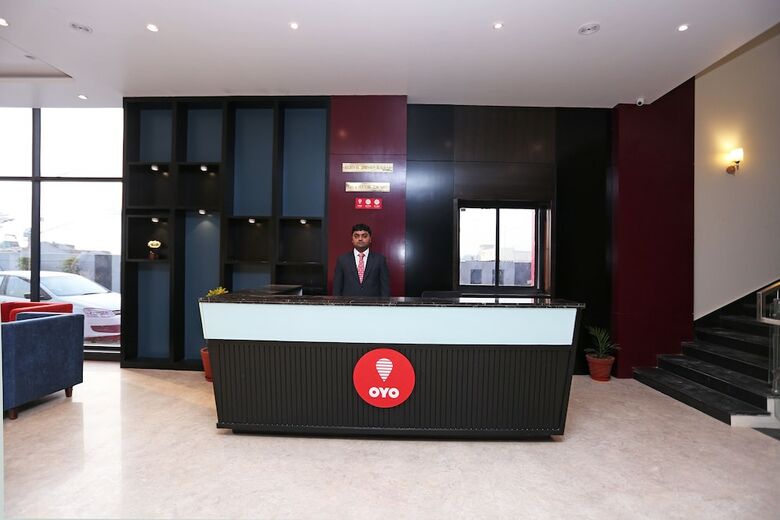 Hotel Edition O 30022 Ekana Cricket Stadium
