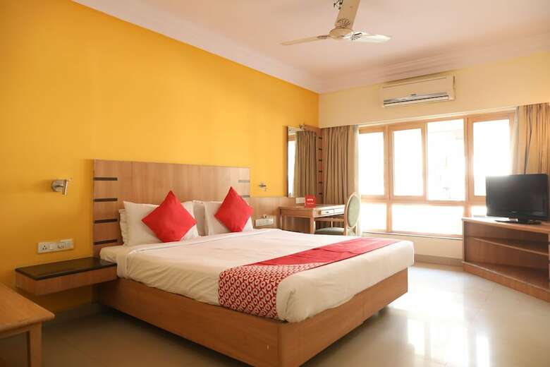 Oyo 16260 Hotel Sunny International