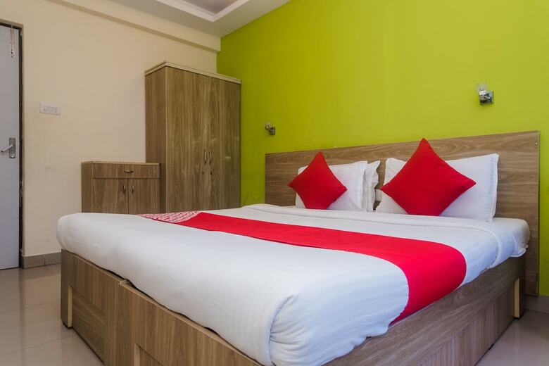 Hotel Oyo 24014 Tuliip Residency
